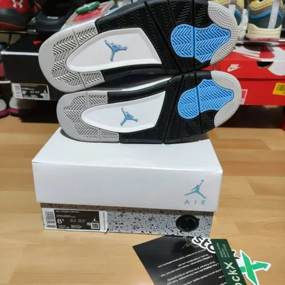Jordan 4 Retro College Blue